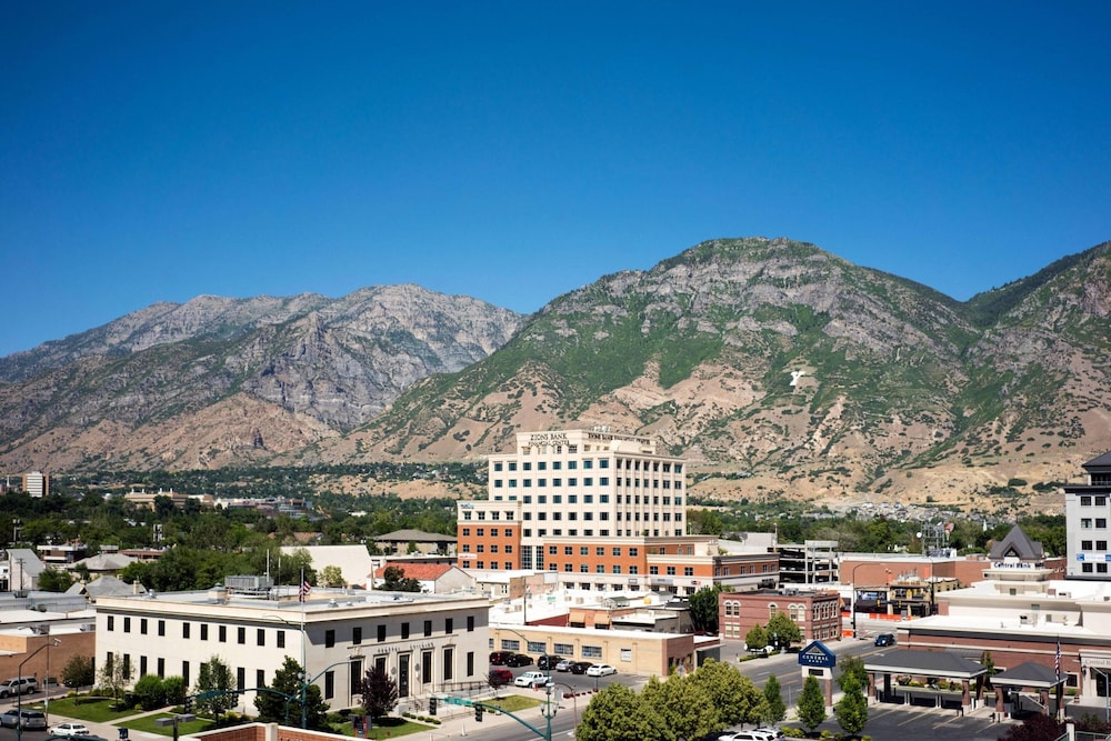 PROVO MARRIOTT HOTEL AND CONFERENCE CENTER