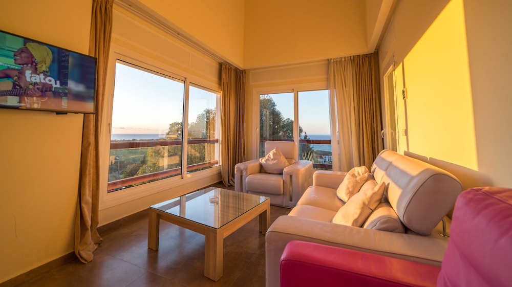 Mnar Castle Apartments 29/75