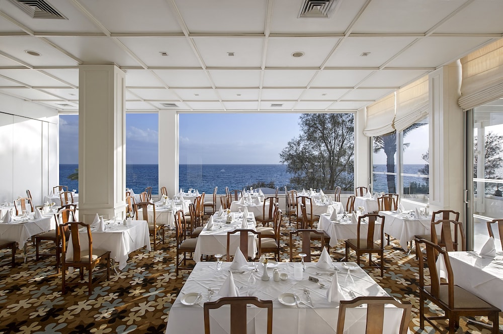 Grecian Sands Hotel 50/71