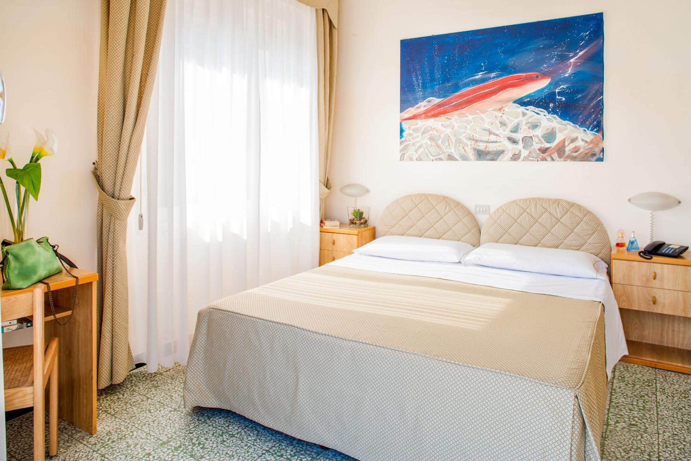 Room, Double Bed, Hill View