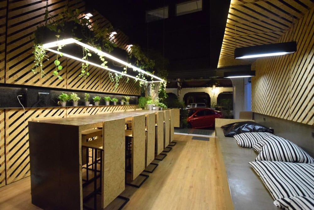 Hugger Hostel 47/58