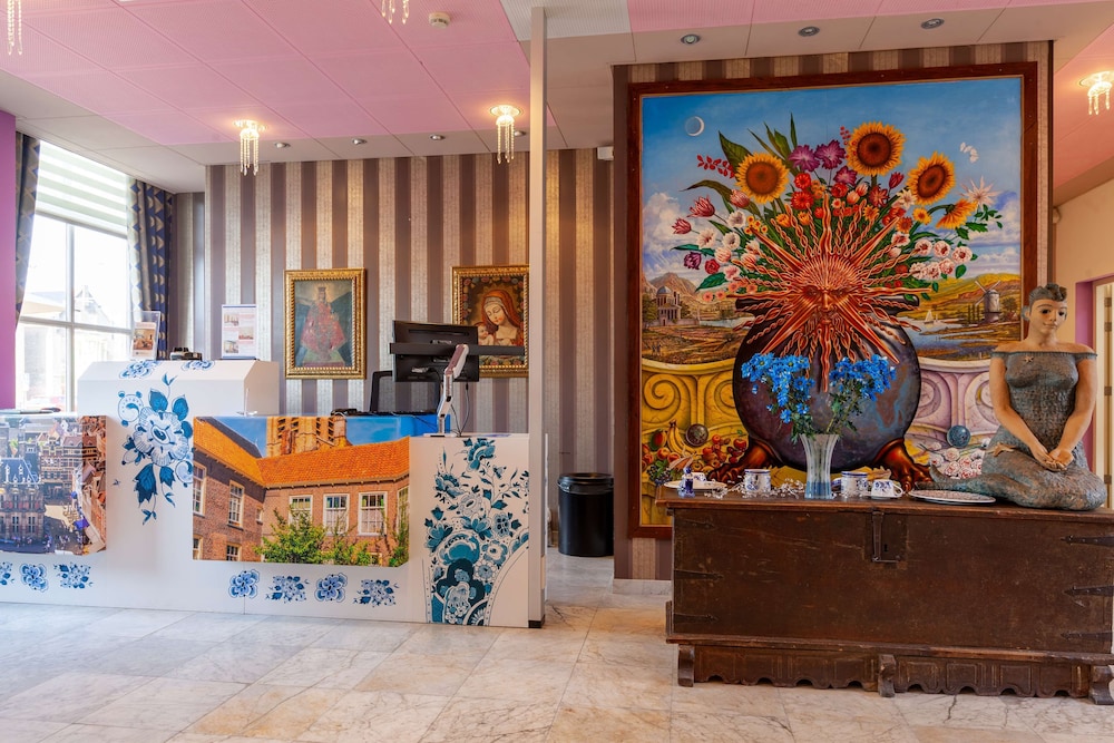Lobby at Grand Museum Hotel, BW Signature Collection, DELFT