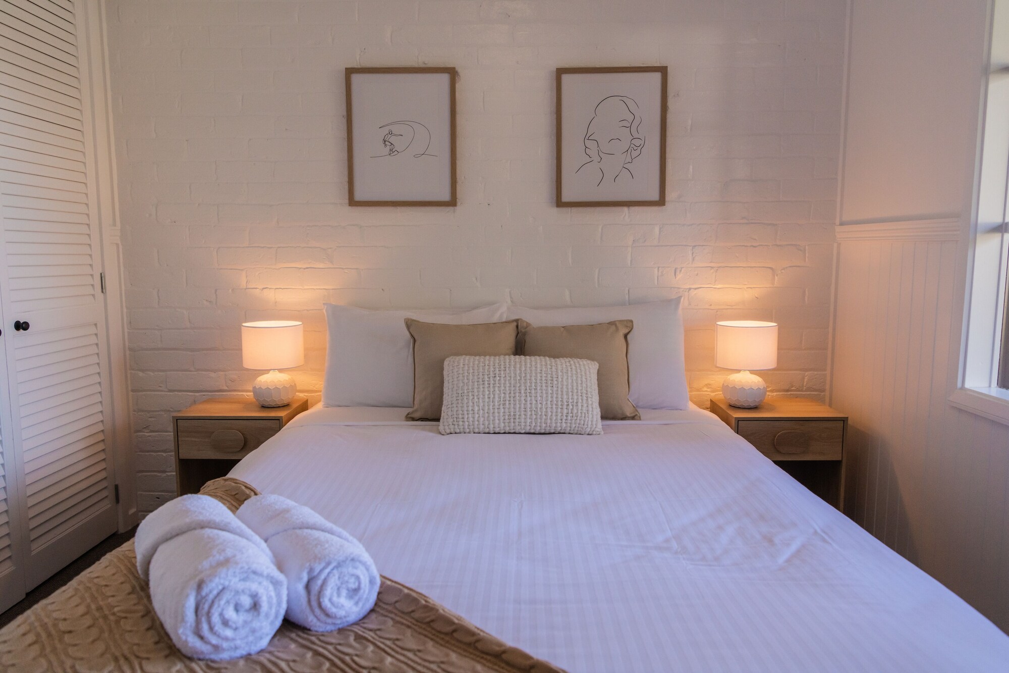 Family, Cottage, 1 Single and 2 Queen Beds