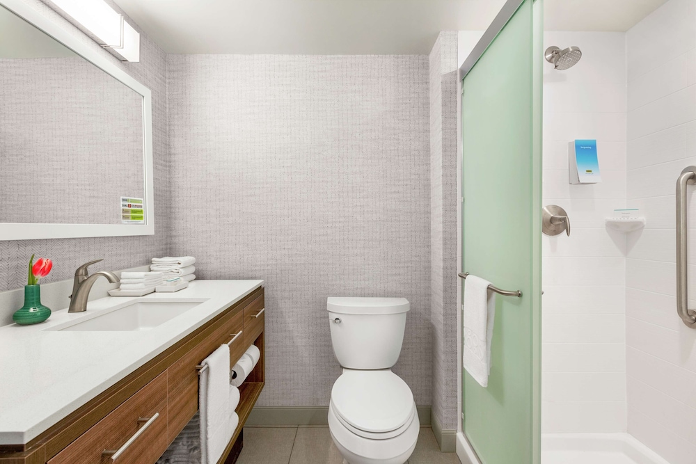 Home2 Suites by Hilton Scottsdale Salt River 7/31