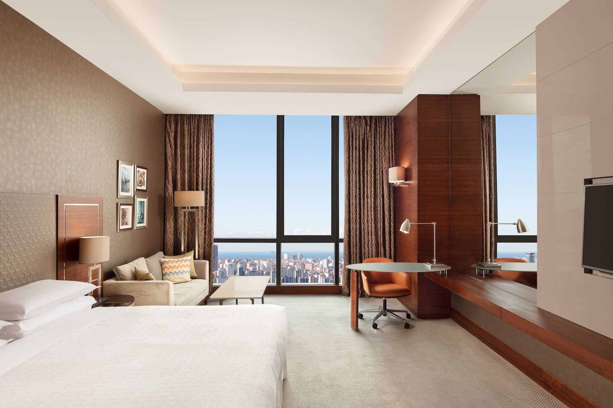 غرفة ديلوكس بسرير كينج، Sheraton Grand Istanbul Atasehir 5/10