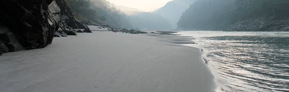 Neemrana's Glasshouse on the Ganges - 21st Century, Rishikesh 23/33