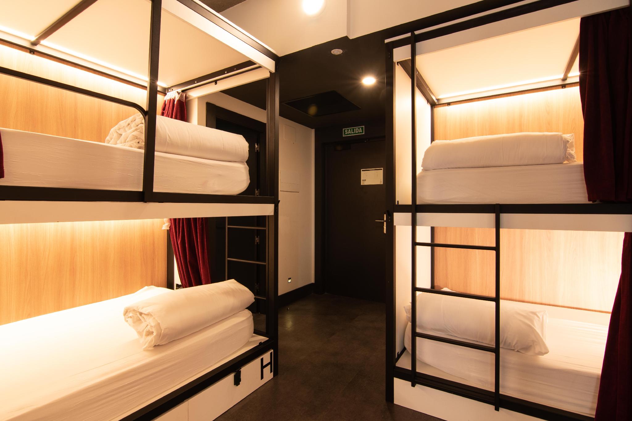 Female Dorm, Female Only, 4 Beds