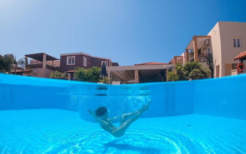 Lilium Village Hotel 46/50
