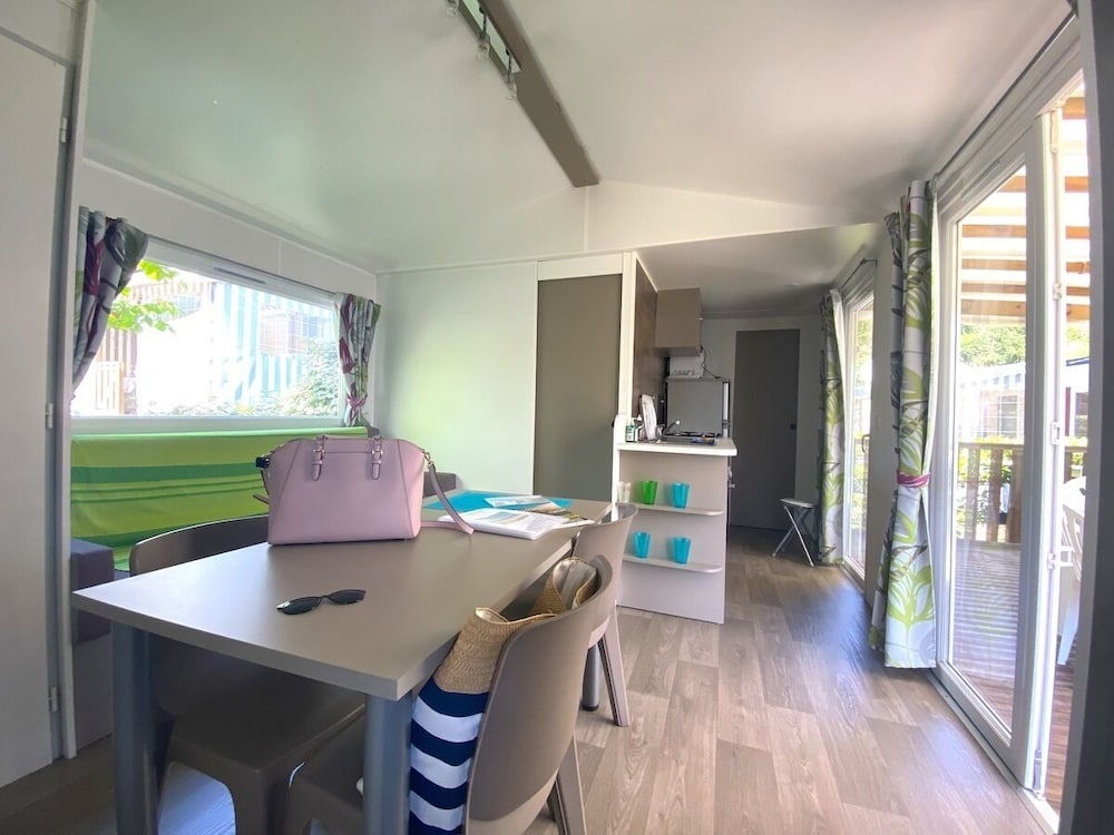Camping La Pignade 50/50