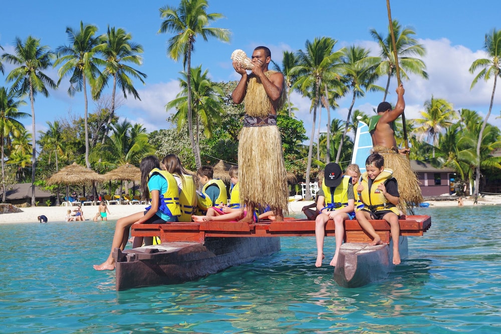 Plantation Island Resort 40/50
