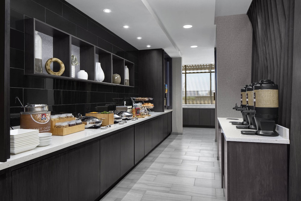 SpringHill Suites by Marriott East Rutherford Meadowlands/Carlstadt 38/46