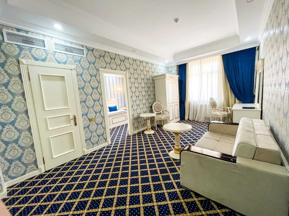 Premier Palace Baku 48/49