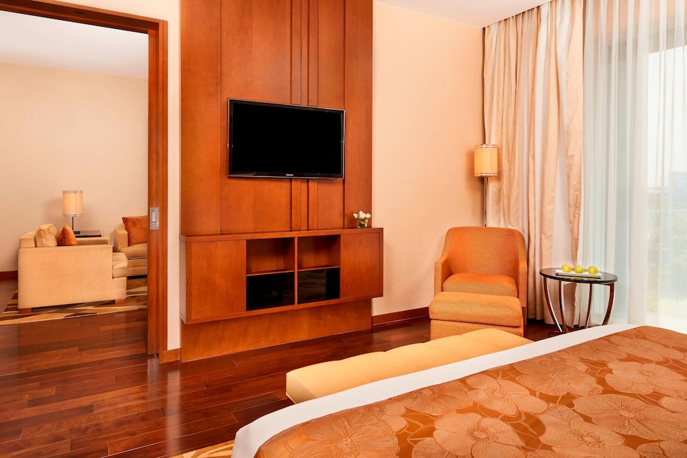 Courtyard By Marriott Kochi Airport 21/51