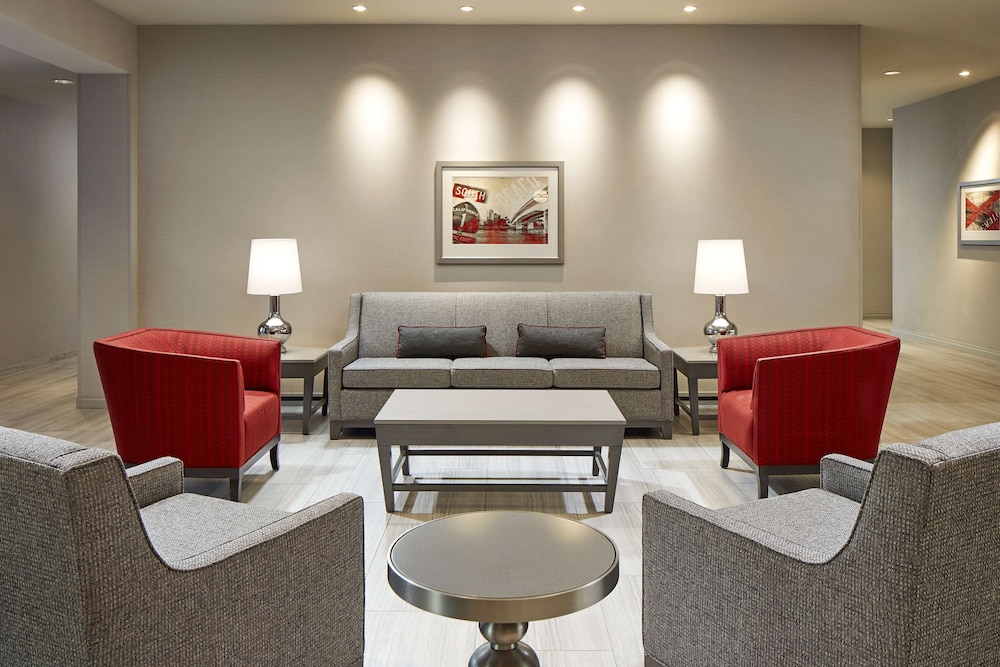 Homewood Suites by Hilton Long Beach Airport 24/47