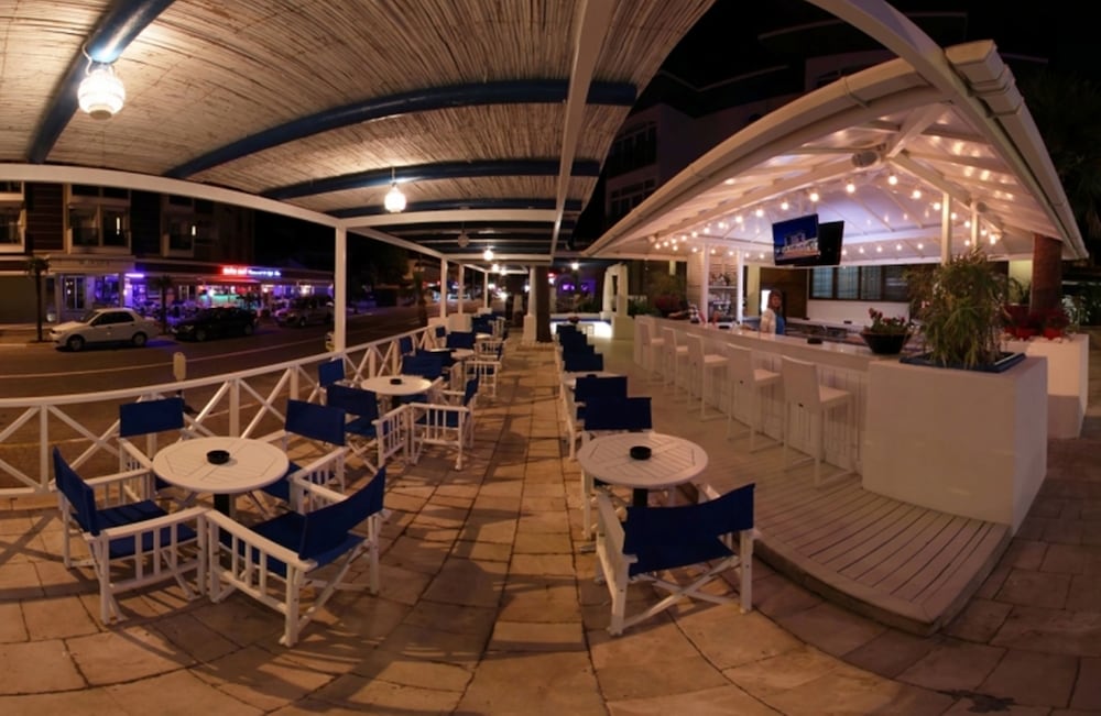 Club Munamar Beach Resort 17/24
