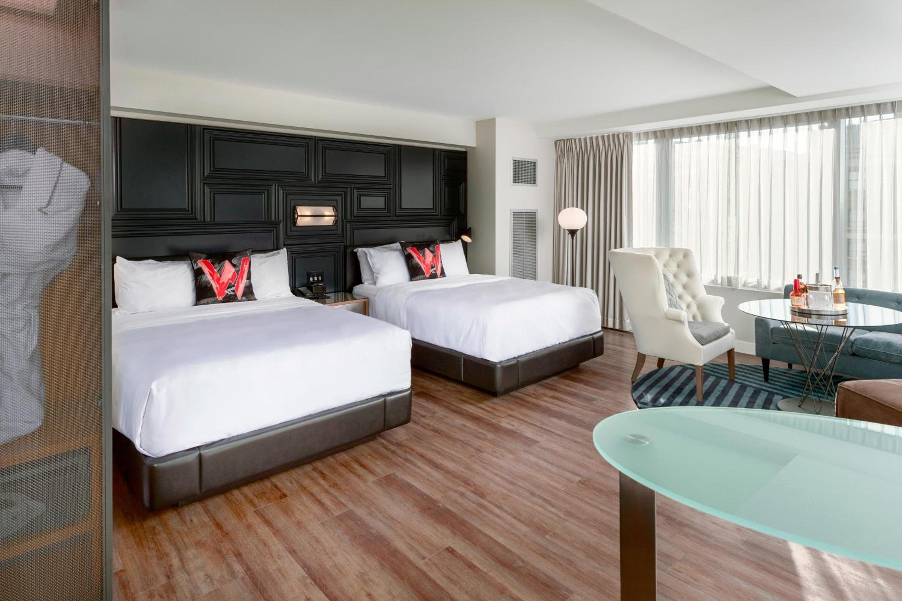 Mega, Guest Room, 2 Queen Beds