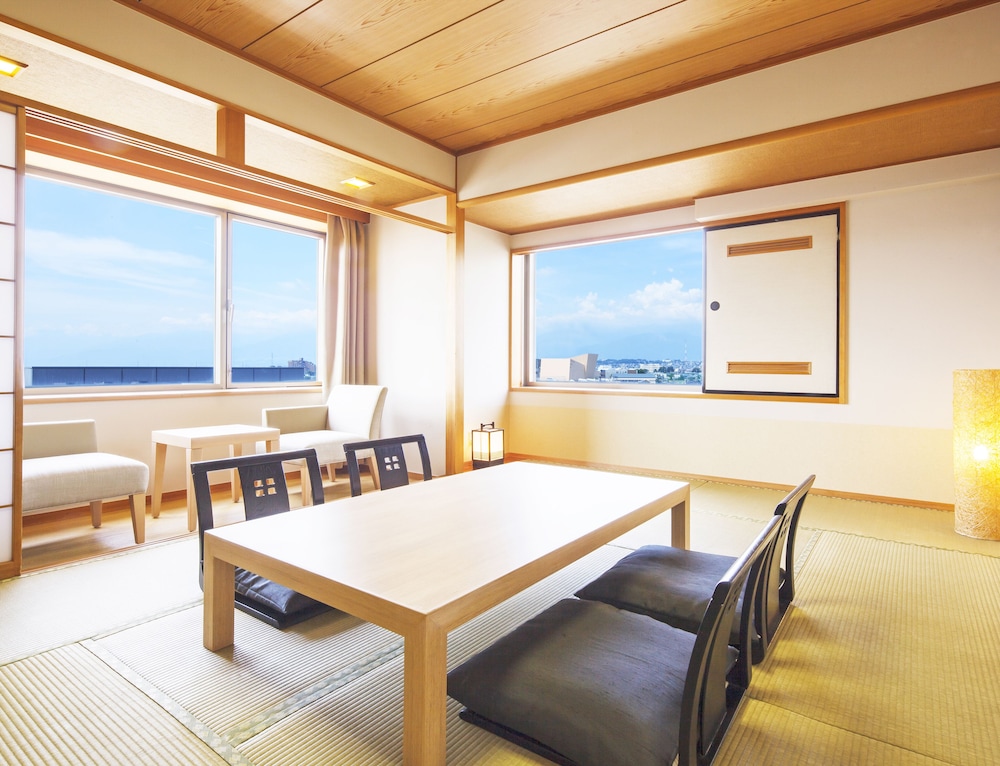Kofu Kinenbi Hotel 33/40