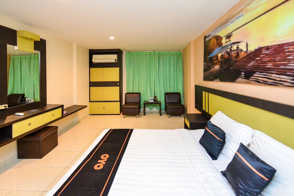 Hotel Sampurna Jaya 13/27
