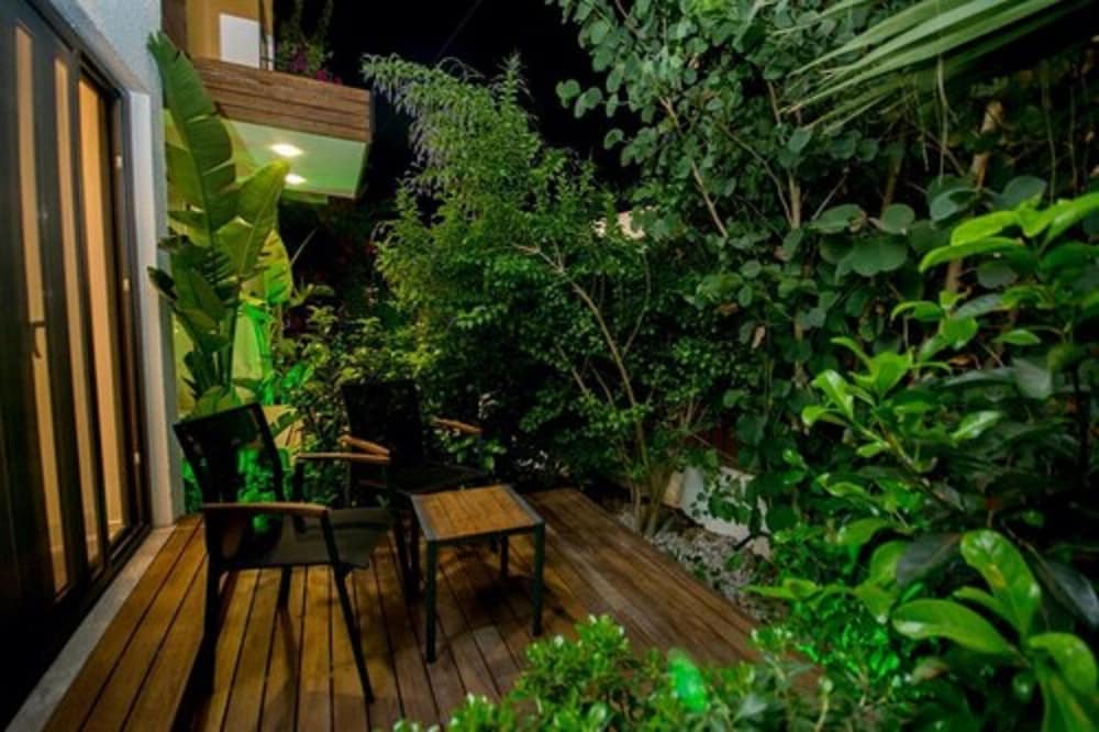 Eng Boutique Hotel 30/36