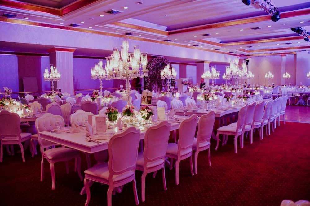 Ege Palas Business Hotel 45/66