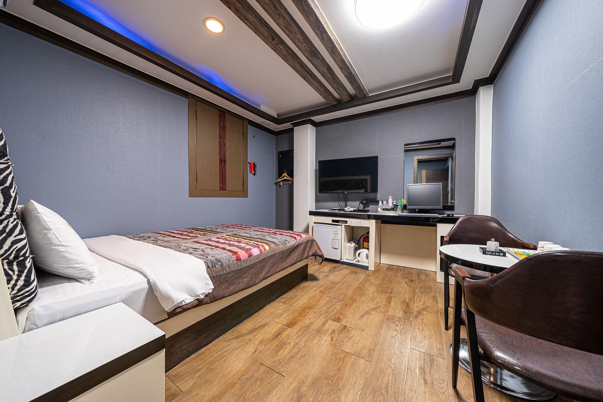Hotel J Ansan 16/93