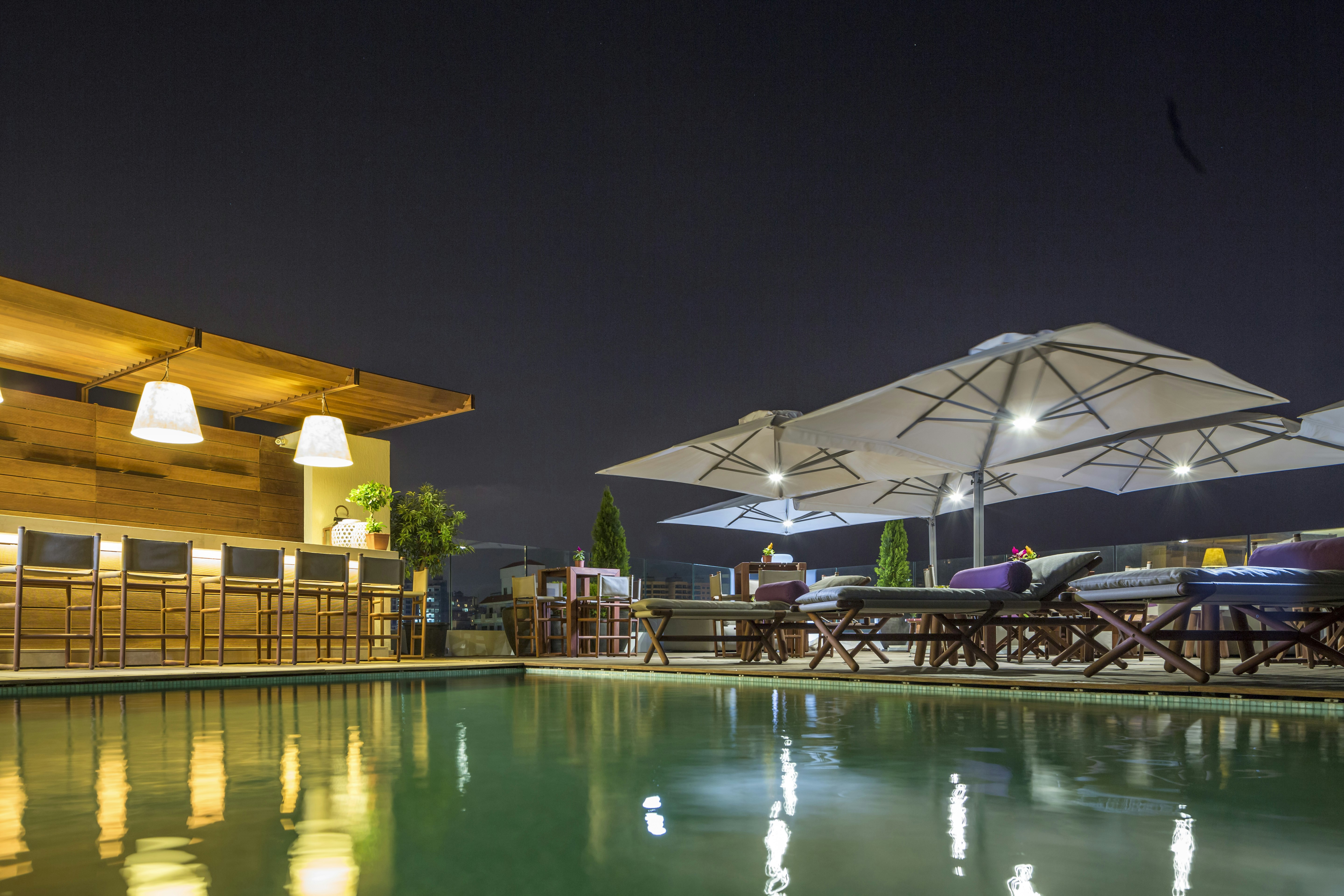 O Monot Luxury Boutique Hotel 64/67