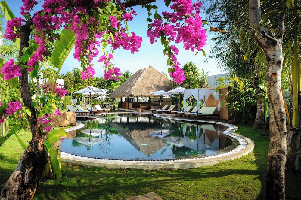 Navutu Dreams Resort And Wellness Retreat 70/72
