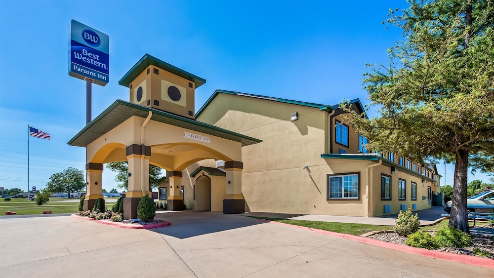 Best Western Parsons Inn 4/33