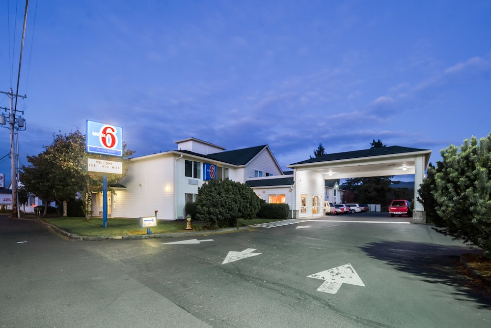 Motel6 Seaside, OR 55/60