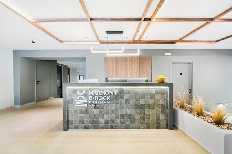 Eden Rock Hotel 10/53