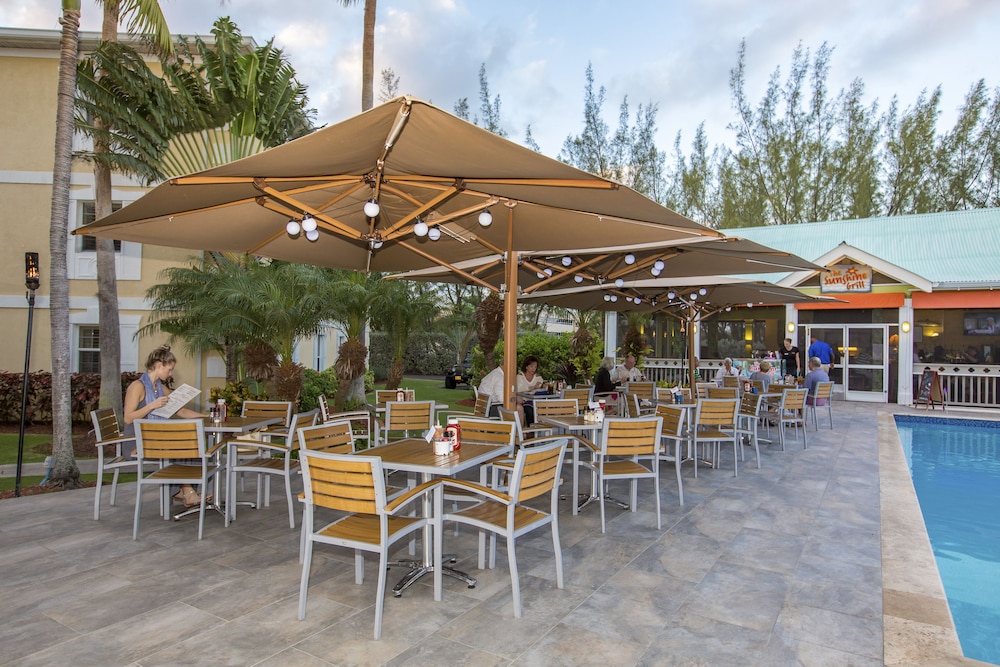 The Sunshine Hotel and Suites 32/48