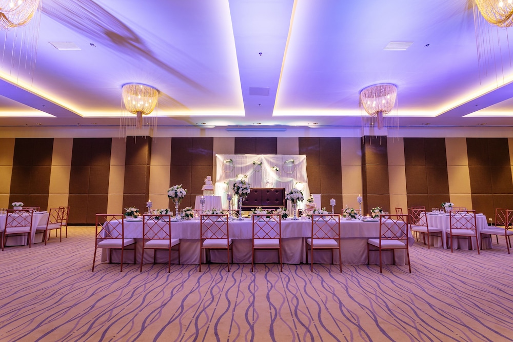 Summit Hotel Tacloban 34/63