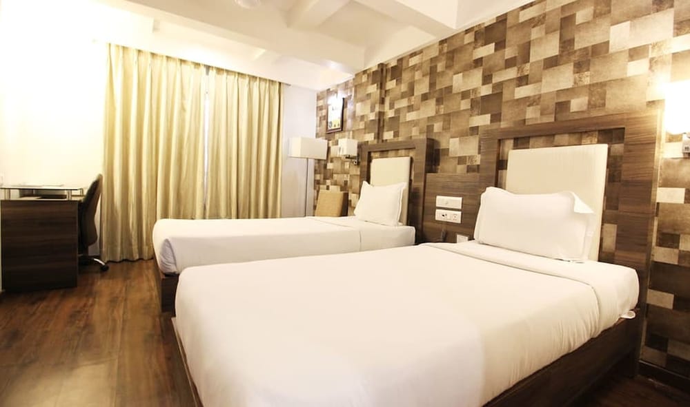 Hotel Aaram Orchard 20/47