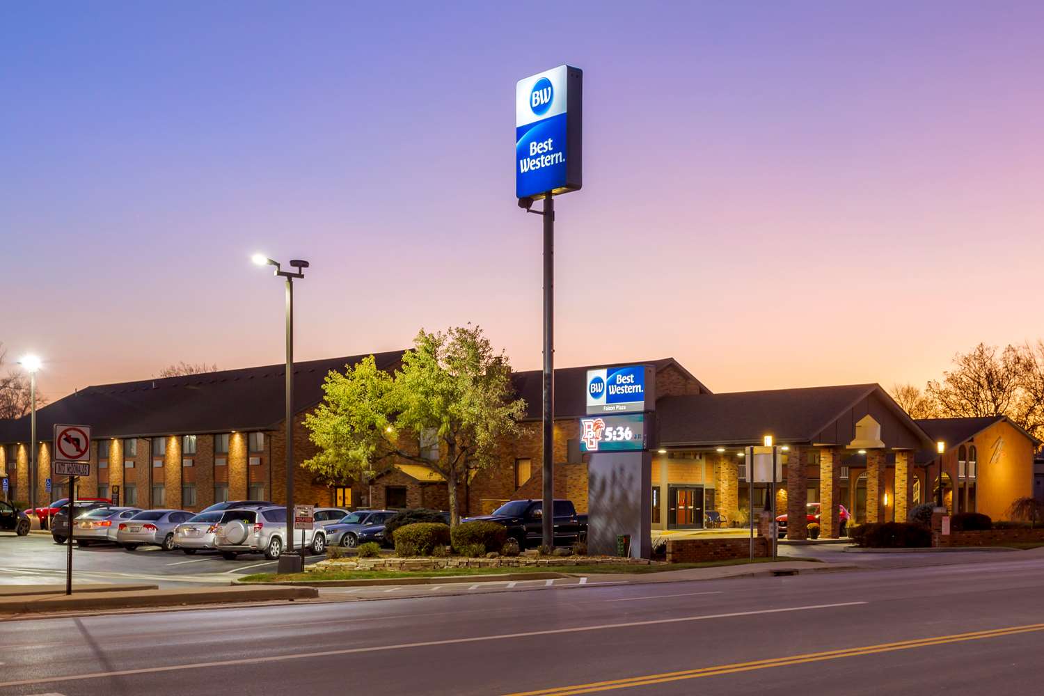 Best Western Falcon Plaza 3/38
