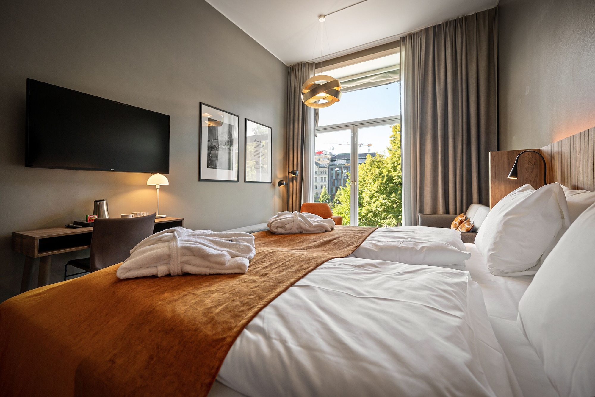 SUPERIOR, DOUBLE BED, WITH VIEW