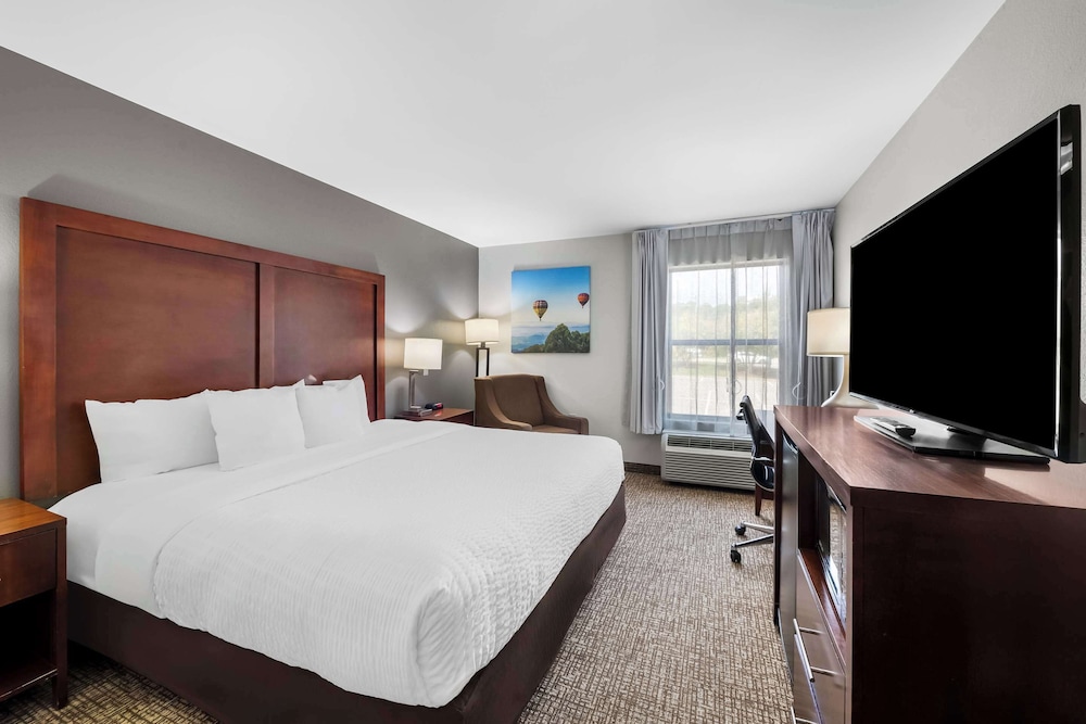 Standard, King Bed, Accessible
