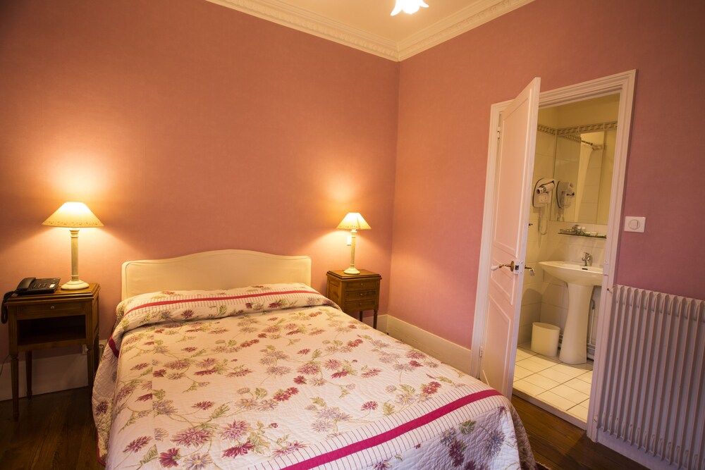 Hôtel La Villa Fleurie 18/69