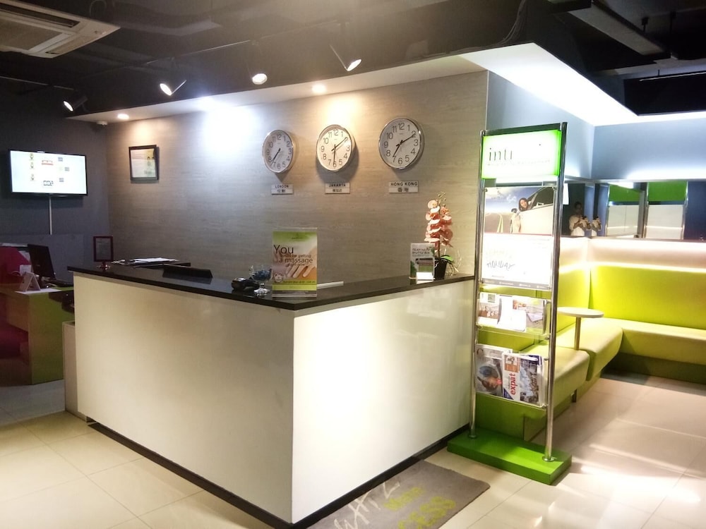 Swift Inn Aeropolis Jakarta 8/25