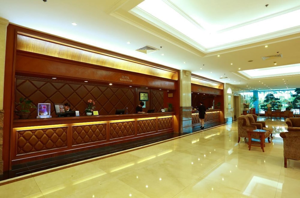 Pantower International Hotel 6/50