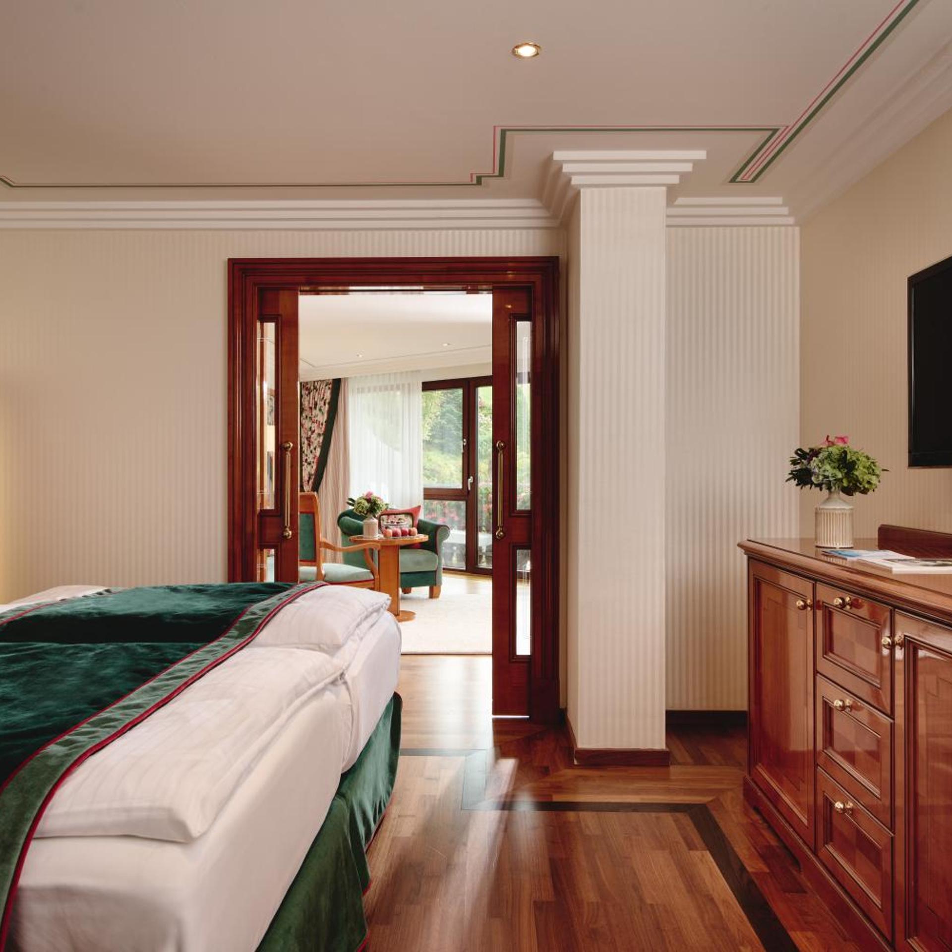 Suite, Valley View