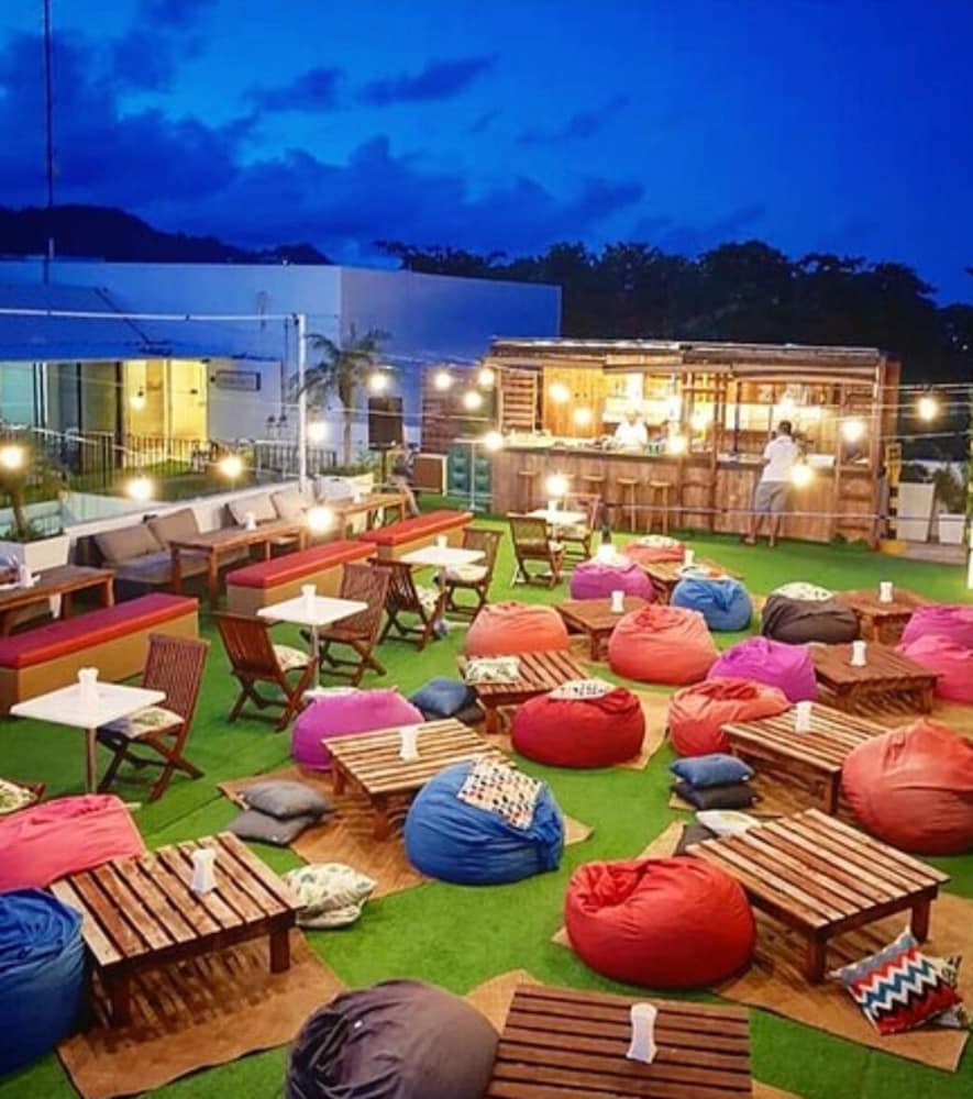 The Tides Hotel Boracay 47/50