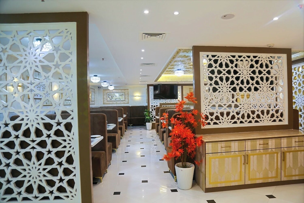 Hotel Hyderabad Grand 5/42