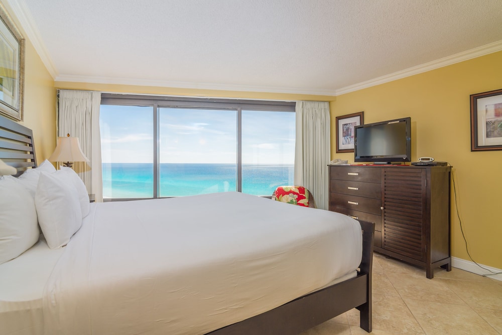 1 Bedroom, Tower, Beach Side, Gulf View