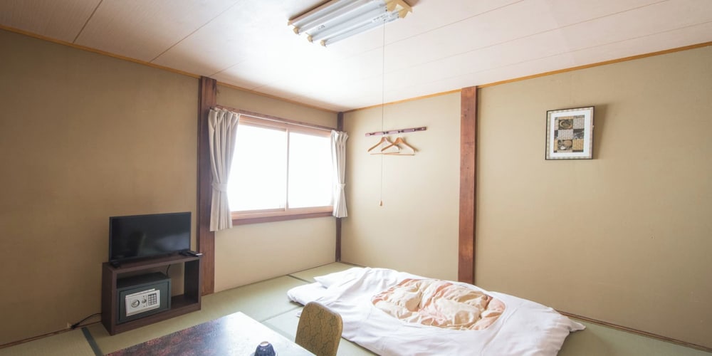 YACHI ONSEN 18/50