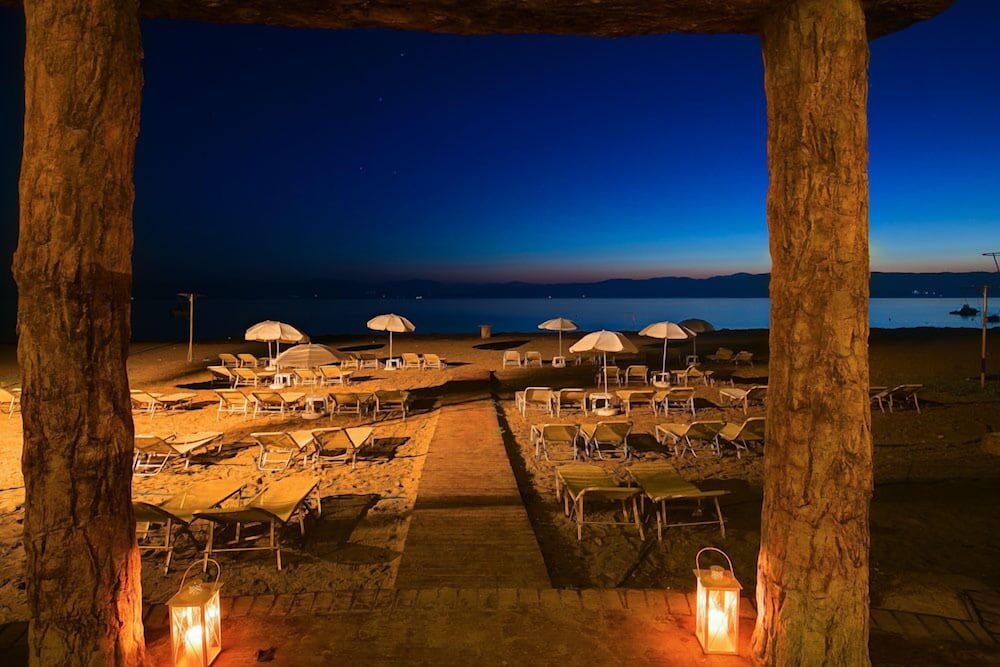Island Beach Resort And Annex Adults Only 62/81