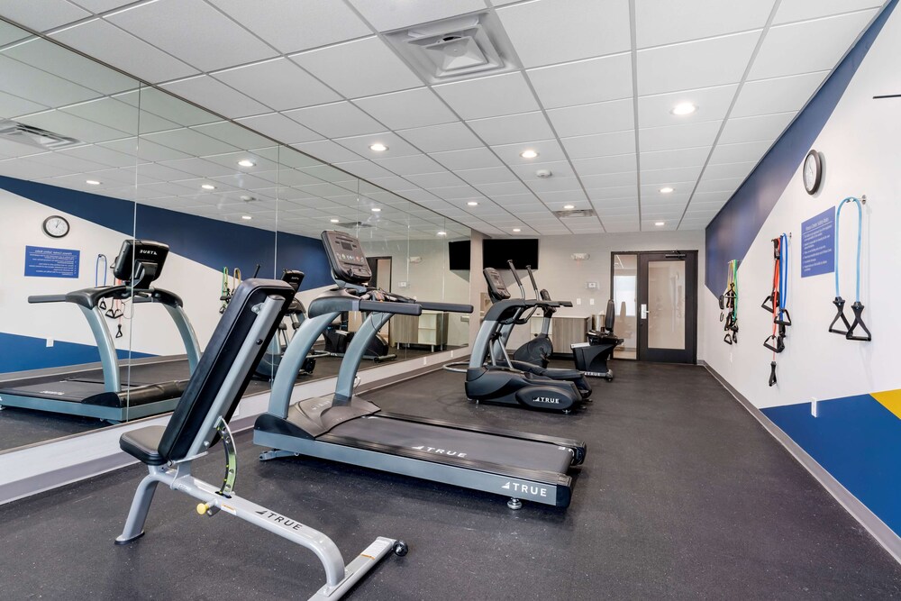 Best Western Plus Choctaw Inn & Suites 22/38