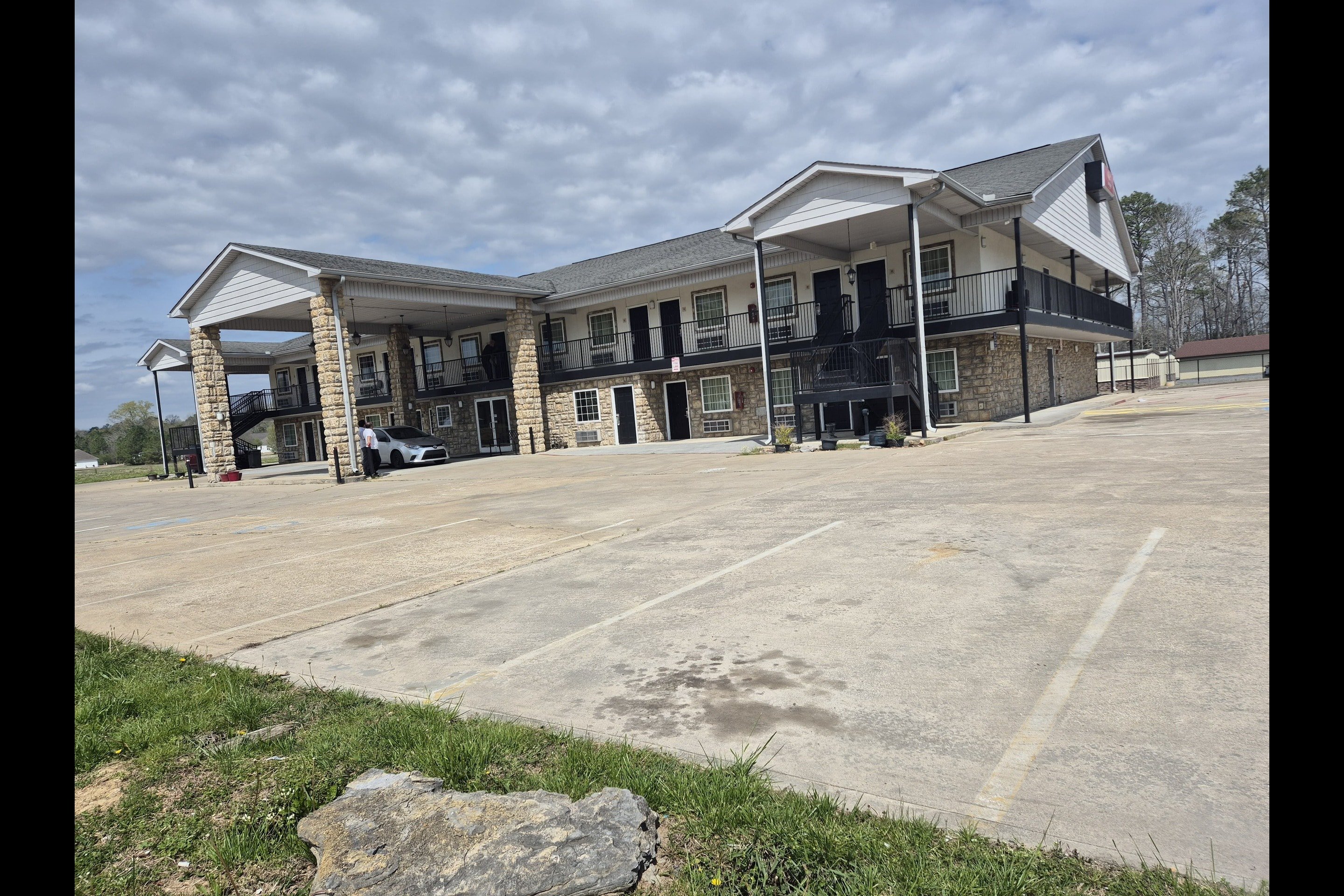 General Bragg Inn & Suites Chickamauga 4/19