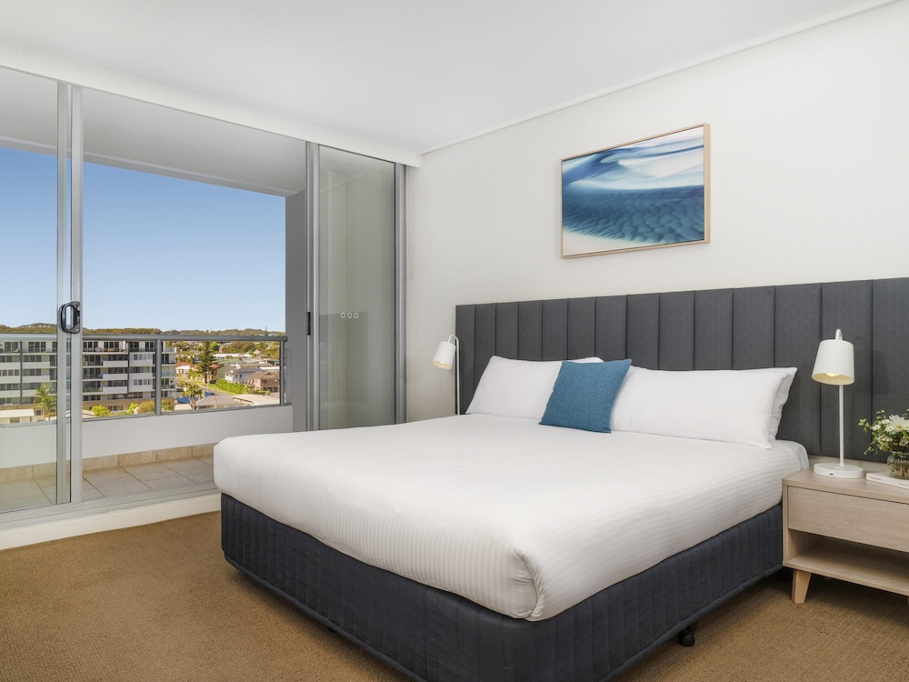 2 BEDROOMS, APARTMENT, OCEAN VIEW