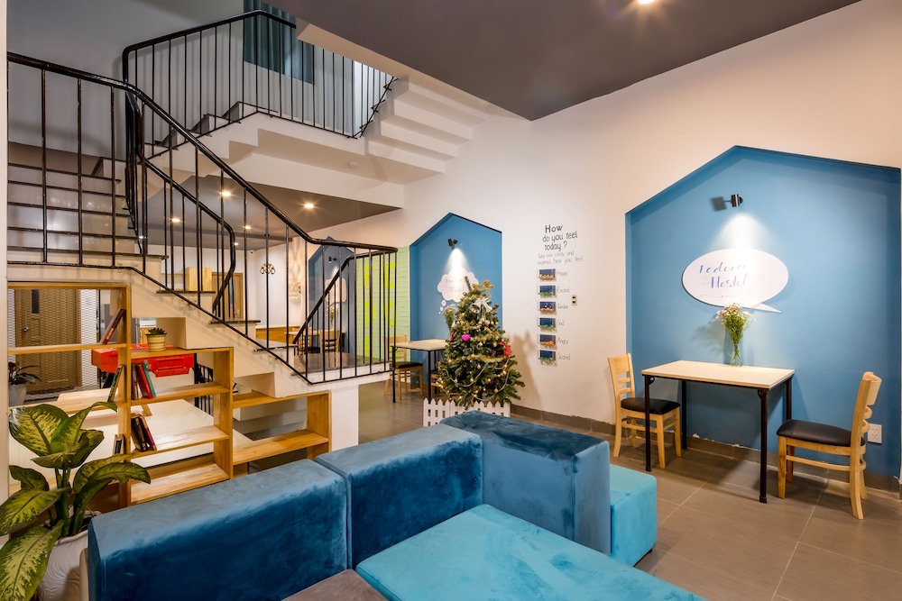 Fedora Hostel 26/35