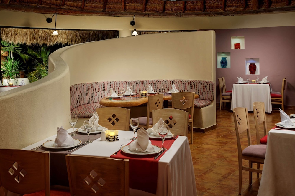 The Reef Coco Beach Resort & Spa – Optional All Inclusive 52/66